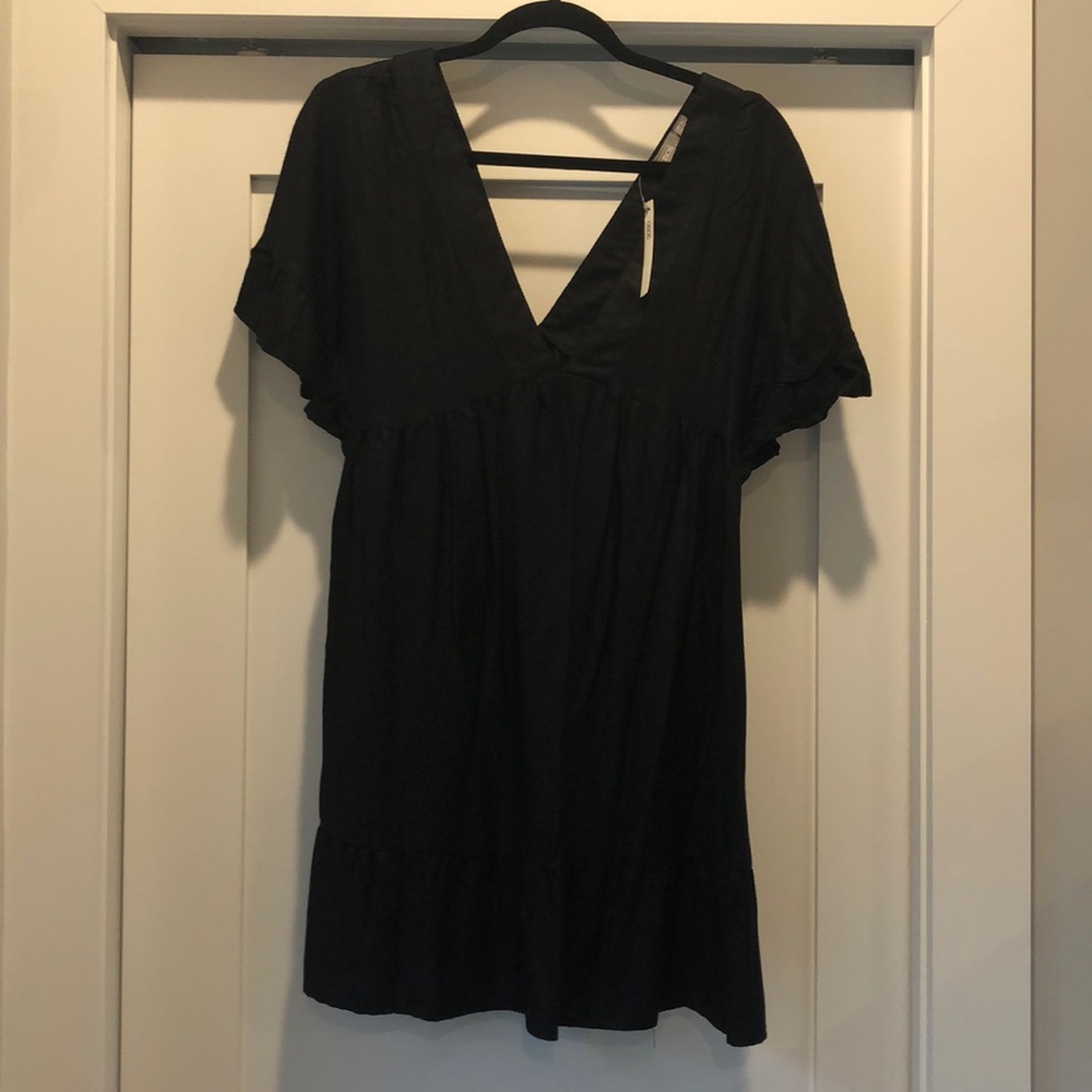 NWT black v-neck ASOS flowey dress